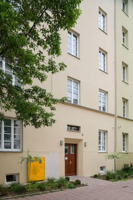 Charming Apartment In Perfect Location Краков Экстерьер фото